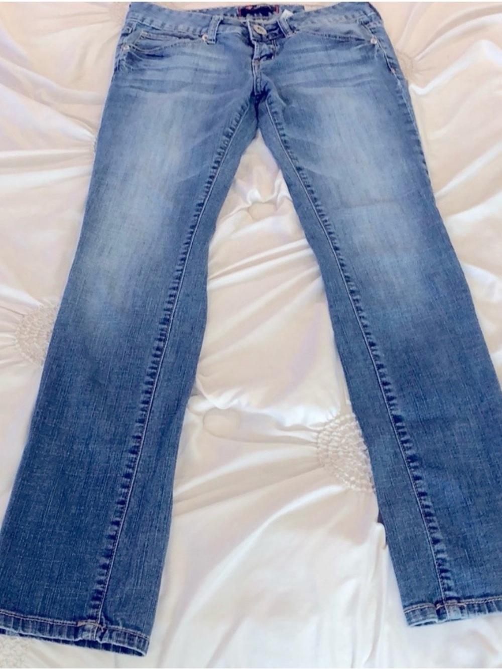 Guess Women’s Light Blue Denim Jeans